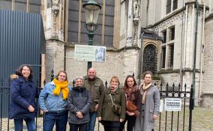 Glas is niet alleen om mee te proosten: volg een workshop of opleiding glastechnieken